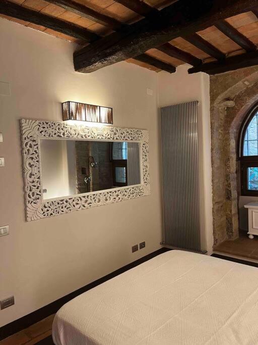 Medieval Tower In Umbria With Swimming Pool Montelagello Ngoại thất bức ảnh